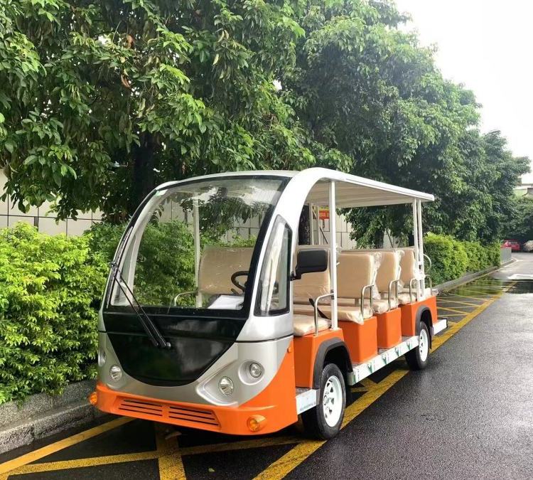 傲虎拼色銀橙觀光車電動三輪四輪全國發(fā)貨汽車烤漆抖潔環(huán)境