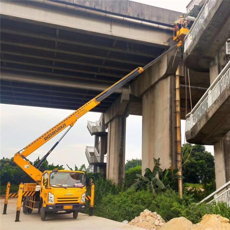 吊籃車出租平臺高度28360旋轉高空作業(yè)車專業(yè)維修路燈車監(jiān)控登高