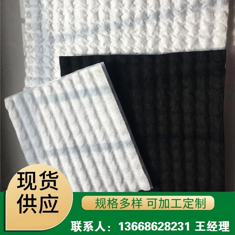 HDPE塑料排水板廠(chǎng)家可定做凹凸2cm濾水板車(chē)庫(kù)種植屋面用