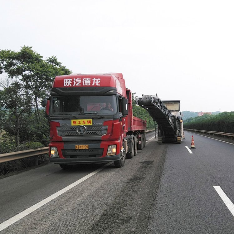 隧道精銑刨工程進度有保障20余臺套設(shè)備證照齊全