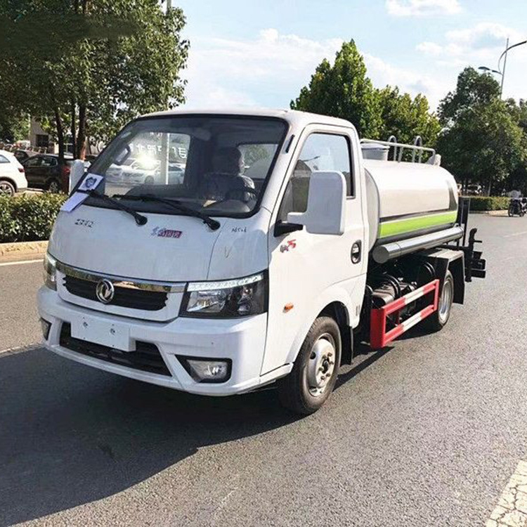 東風(fēng)途逸3噸灑水車工藝精良抑制灰塵用市政綠化噴霧車