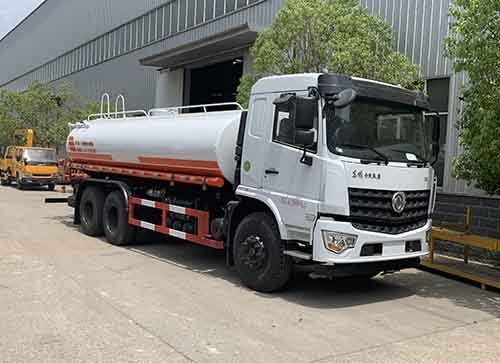 東風后雙橋18噸灑水車,18方綠化噴灑車