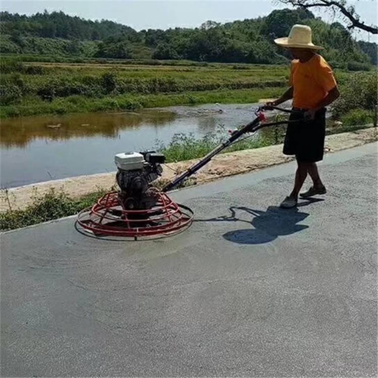 路面汽油抹光機，適用于大面積的地坪、臺階等處的水磨石作業(yè)