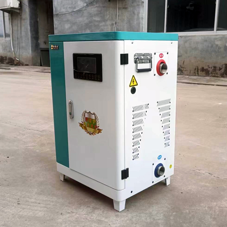 東北新式家用小型電熱水鍋爐20kw380伏電壓蔬菜大棚供暖爐